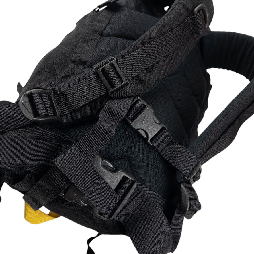 Vintage Nike ACG Karst 18 Backpack