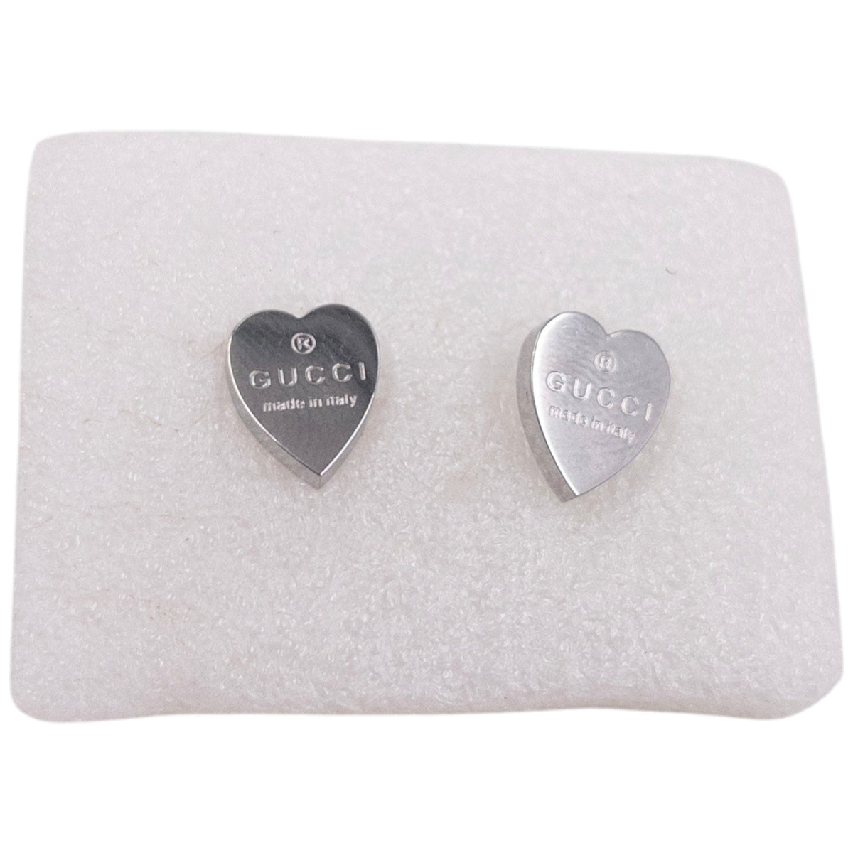 Vintage 2000s Gucci Embossed Heart Stud Earrings