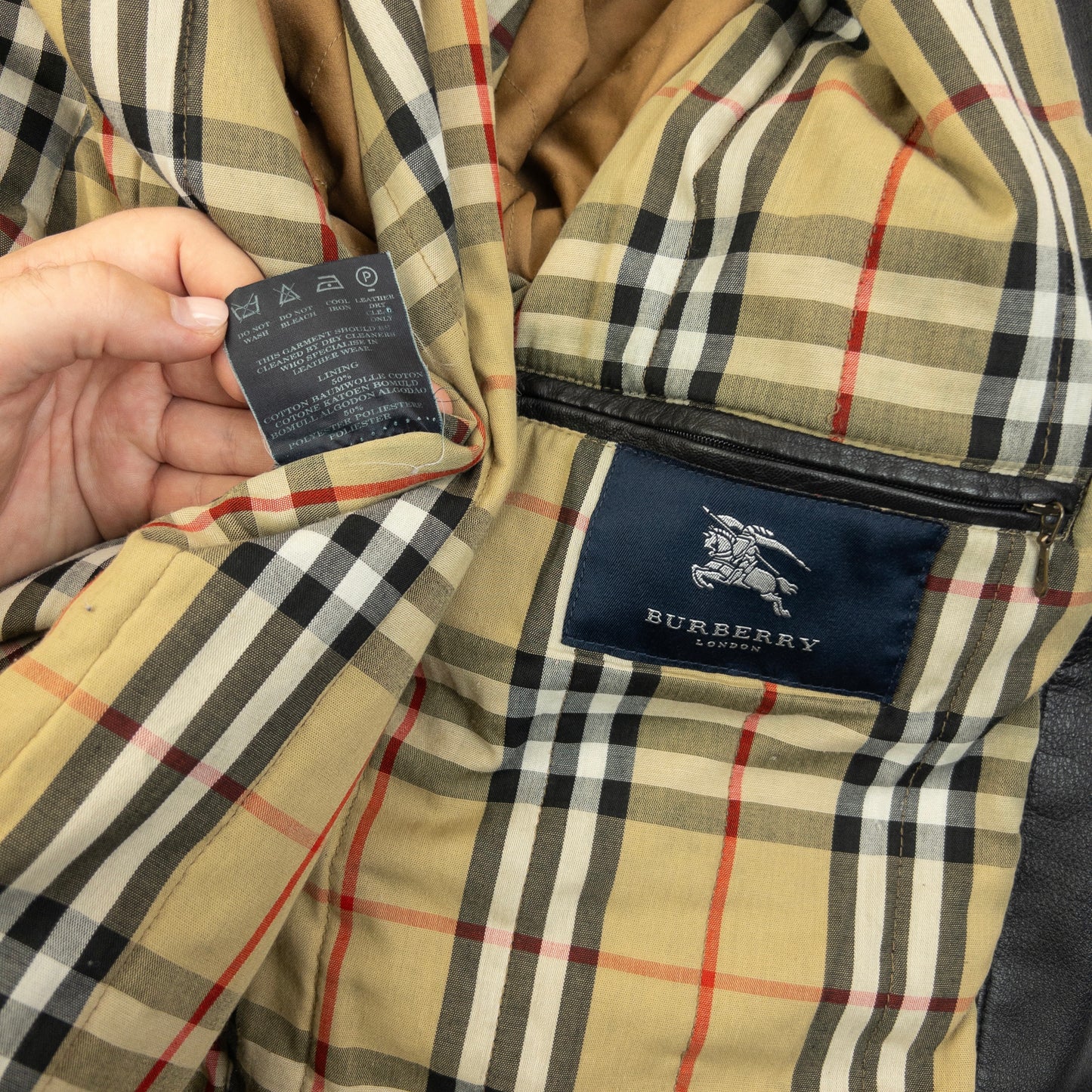 Vintage 2000s Burberry Nova Check Lined Leather Duffle Jacket Size M