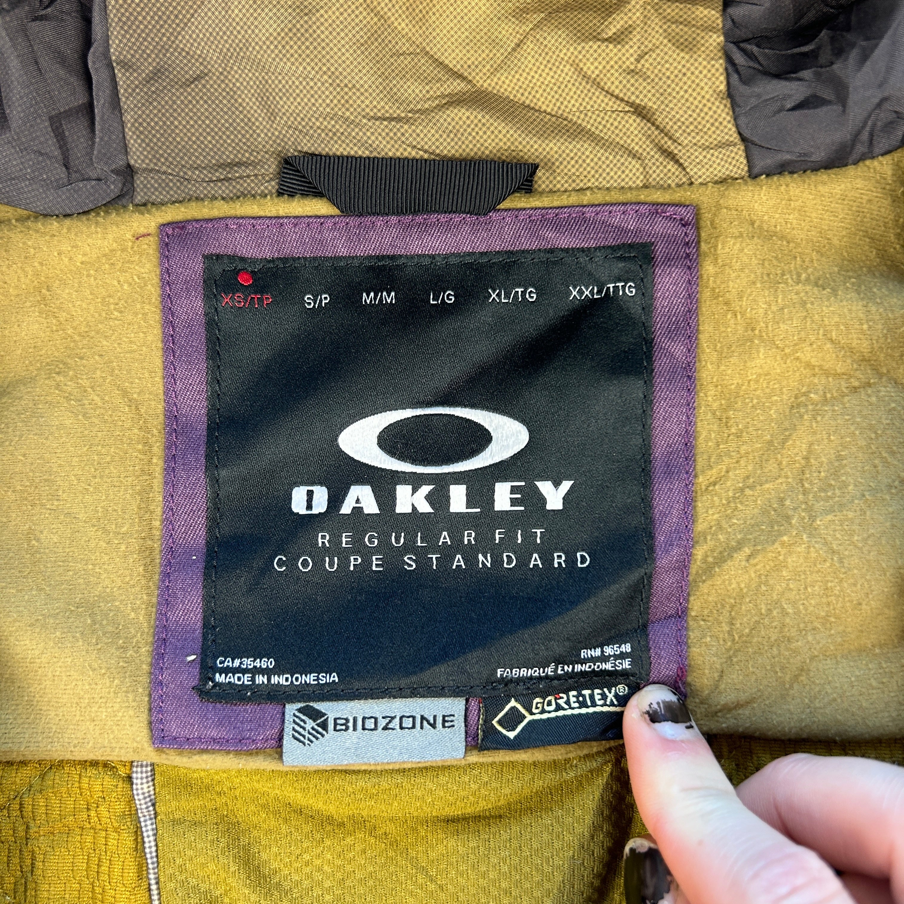 Vintage Oakley GORE-TEX Snowboarding Jacket Size S