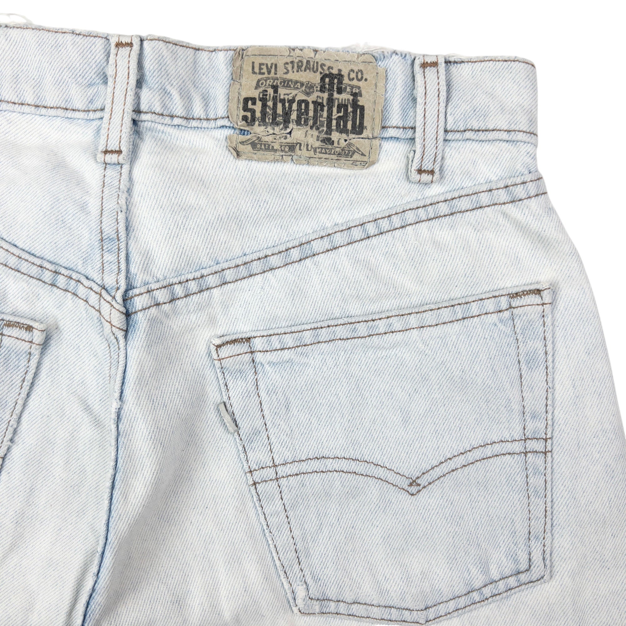 Vintage Levi's Silver Tab Baggy Denim Shorts Size W28