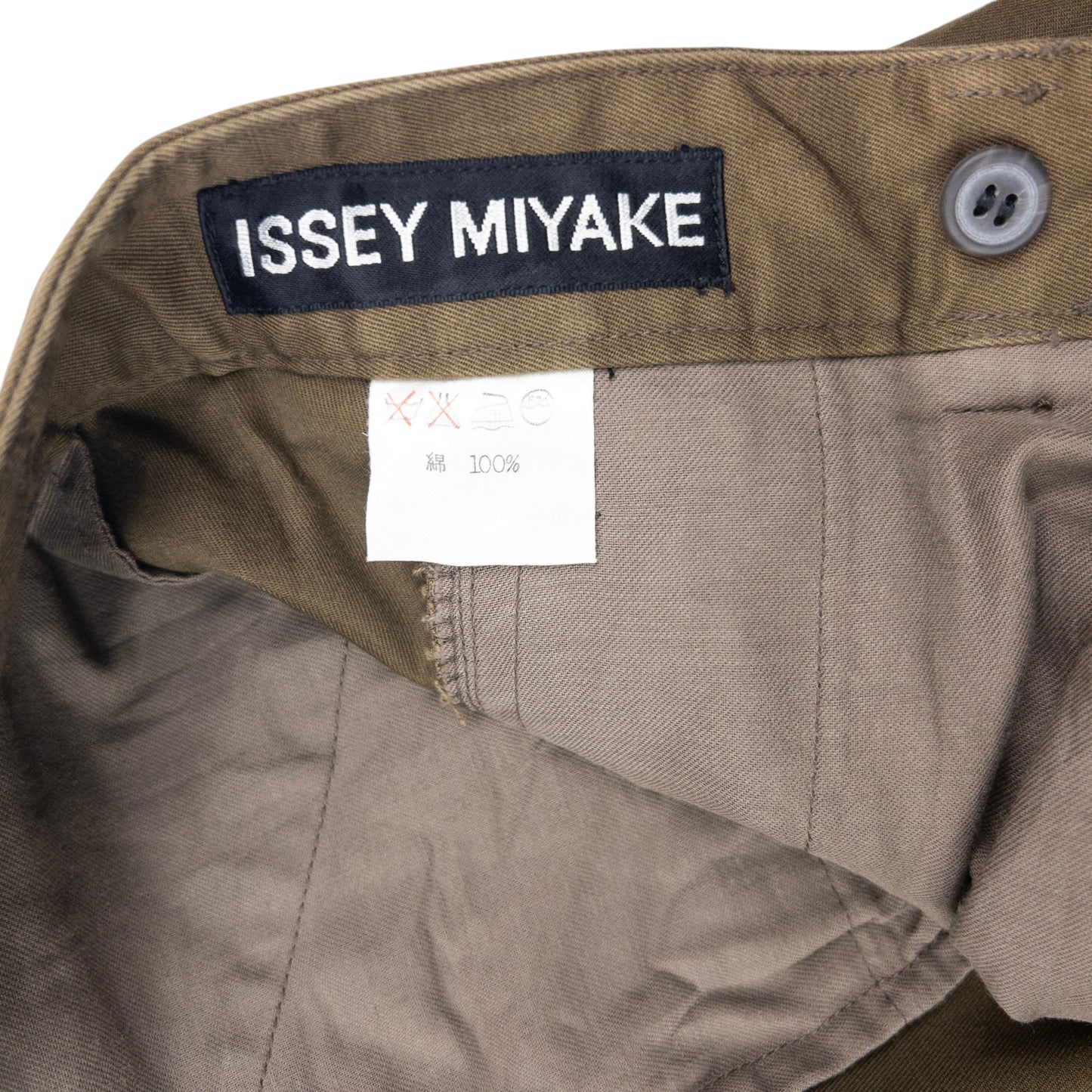 Vintage 2000s Issey Miyake Pleated Trousers Size W30