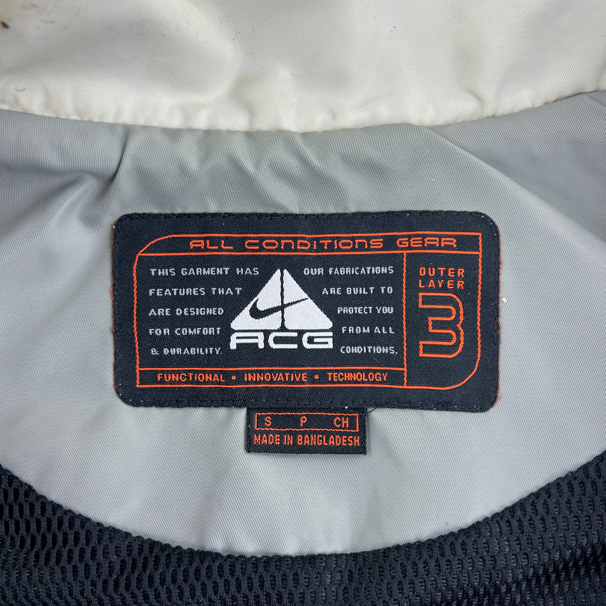 Vintage Nike ACG Pocket Jacket Size XL