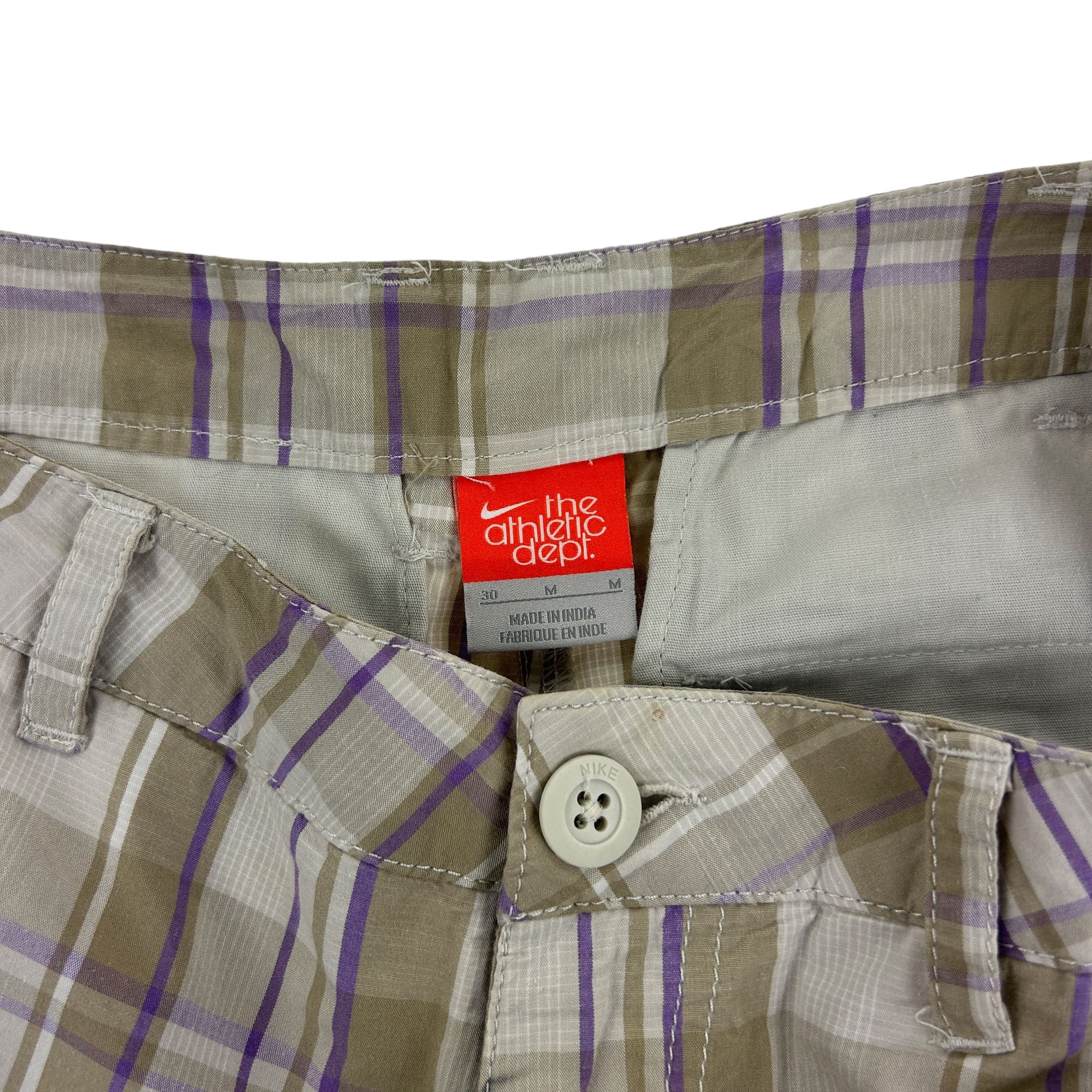 Vintage Nike Plaid Cargo Shorts Size W32