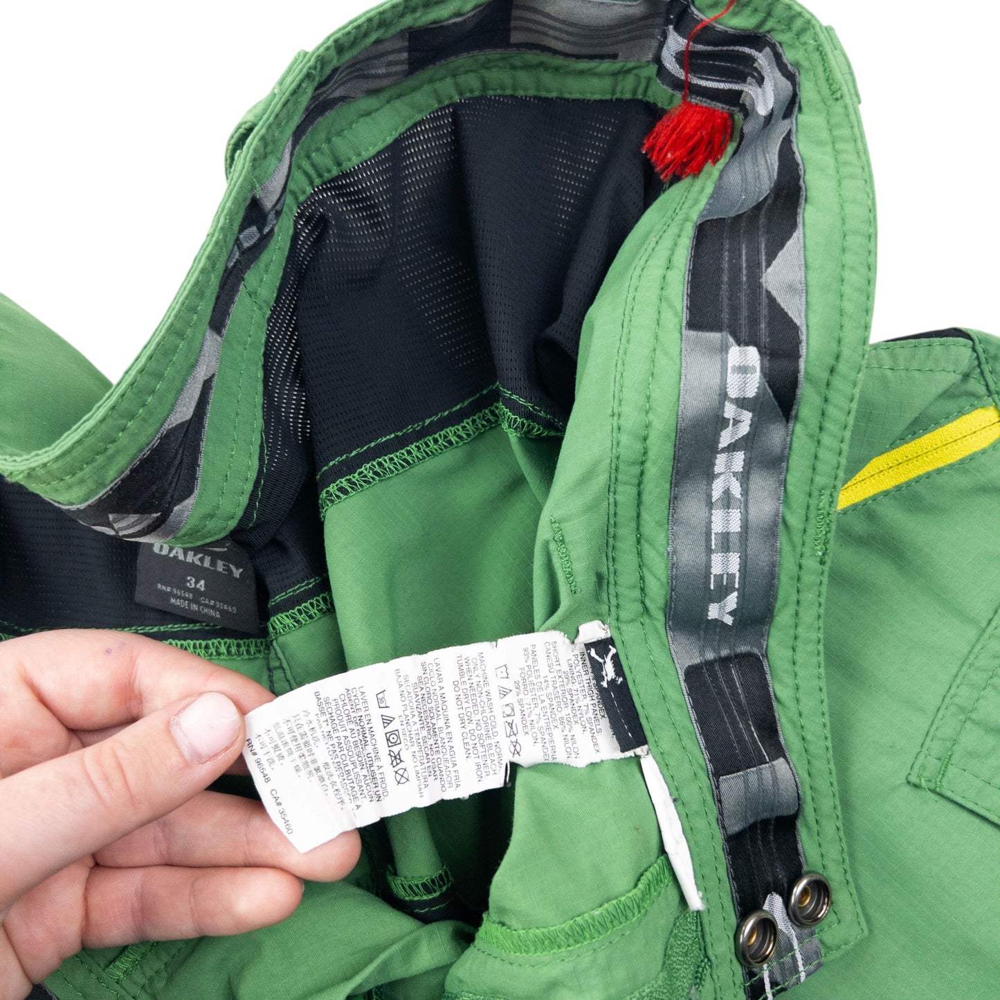 Vintage 2000s Oakley Cargo Shorts Size W35