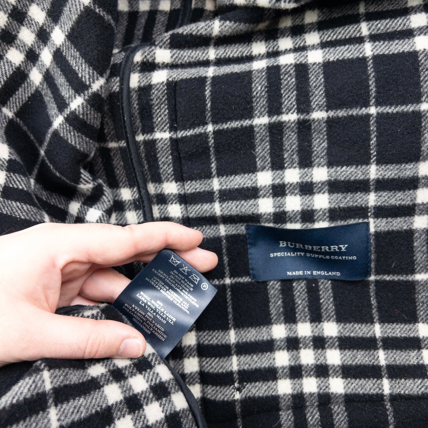 Vintage 2000s Burberry Nova Check Lined Wool Duffle Jacket Size M