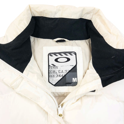 Vintage 2000s Oakley Zip Up Puffer Jacket in white (polyester), photo 4
