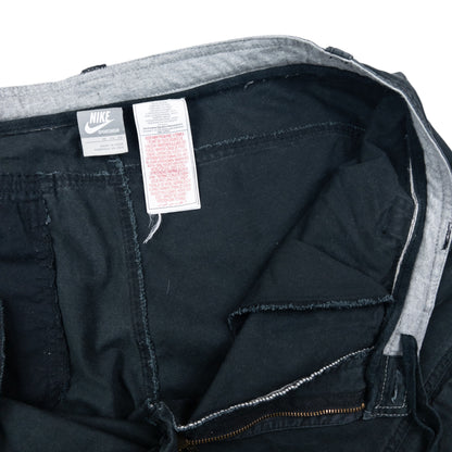 Vintage 2000s Nike Cargo Trousers Size W38