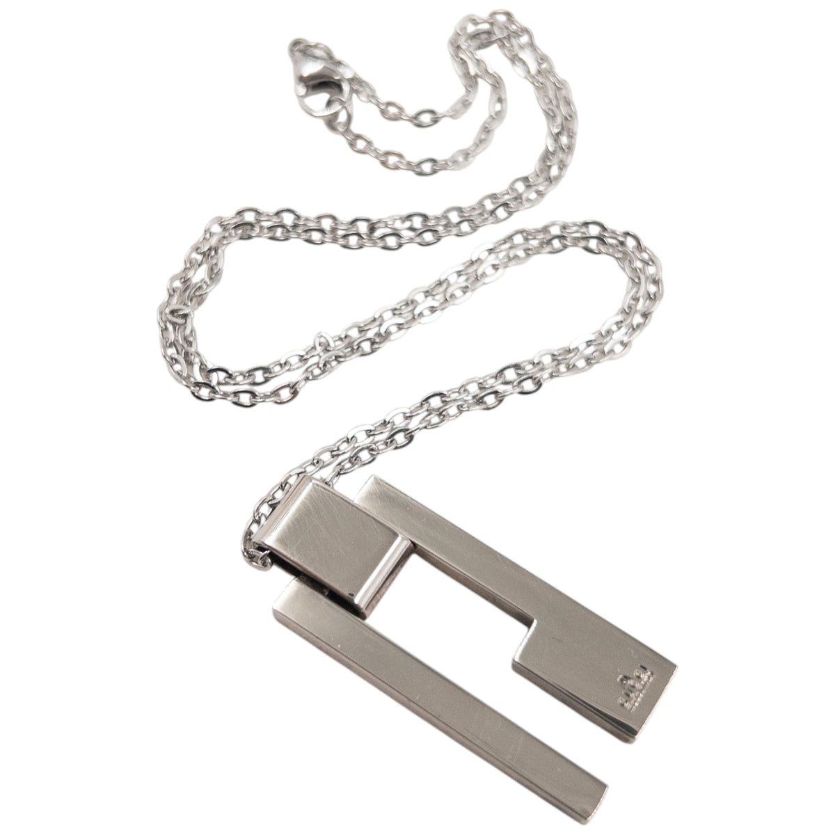 Vintage 2000s Gucci Silver G Plate Necklace
