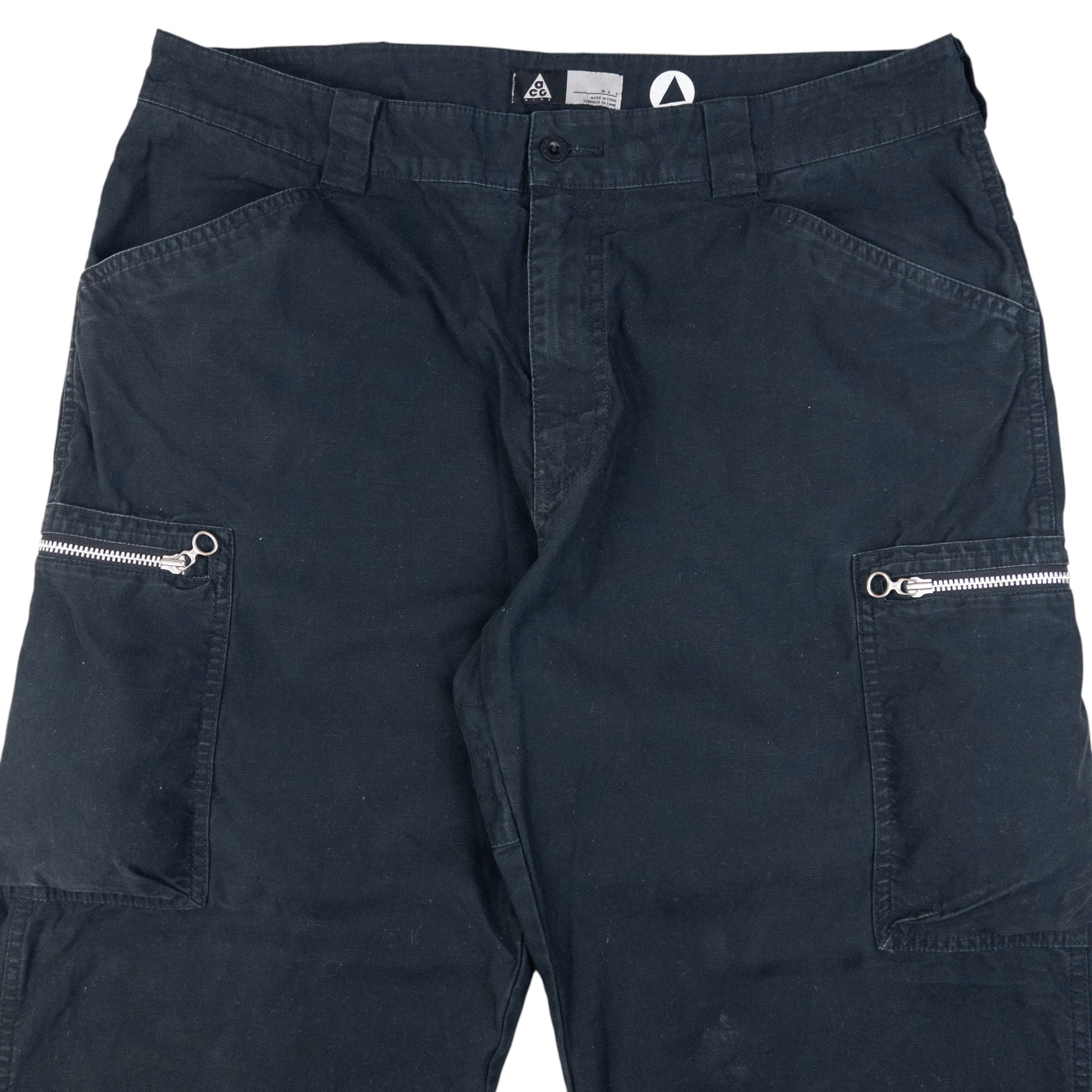 Vintage Nike ACG Roll Up Cargo Trousers Size W36