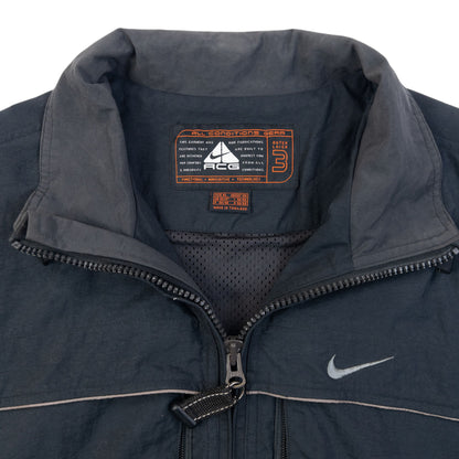 Vintage 2000s Nike ACG Multi Pocket Cargo Vest Gilet in black (polyester), photo 3