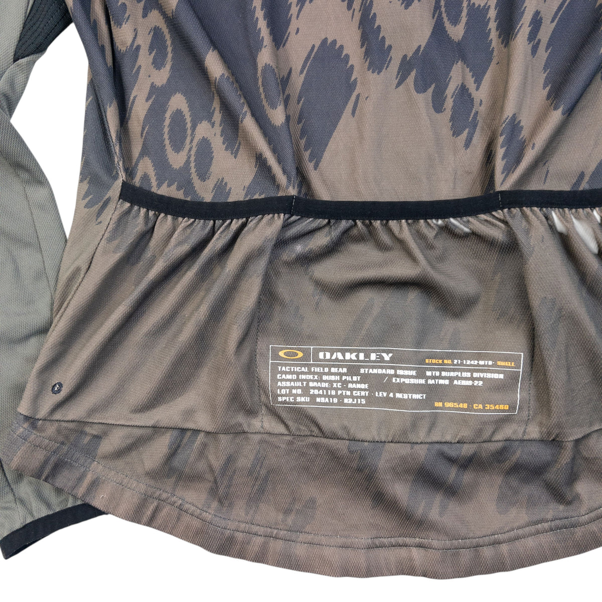 Vintage 90s Oakley Zip Up Athletic Jacket in grey, photo 5