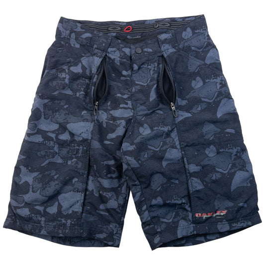 Vintage 2000s Oakley Camo Padded Cycling Shorts Size W33