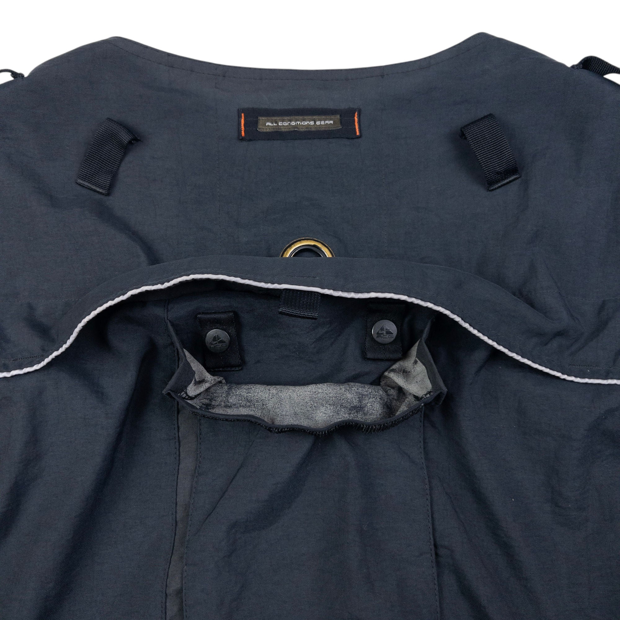 Vintage Nike ACG Cargo Vest Gilet Size L