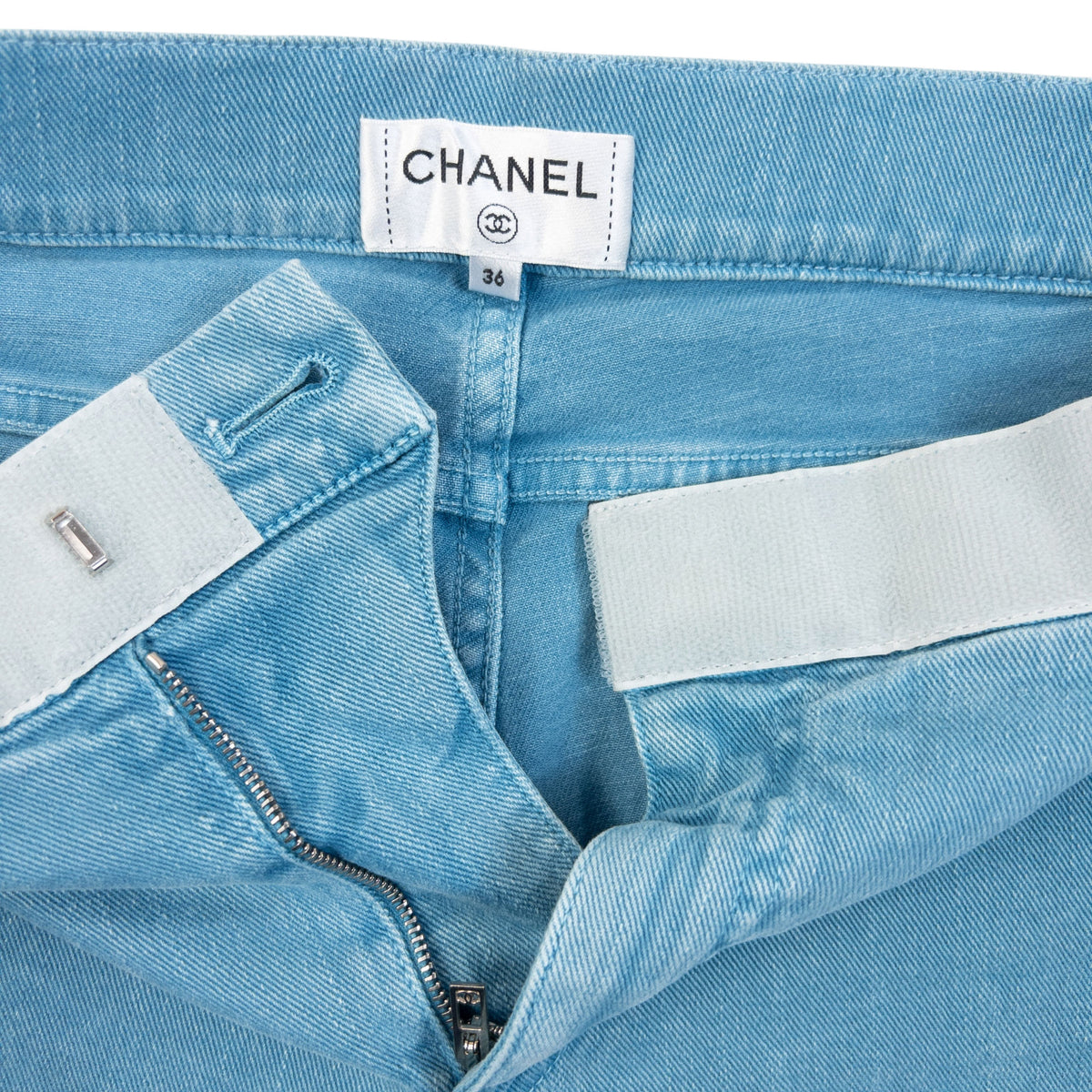 Vintage 2000s Chanel Denim Jeans Size W28