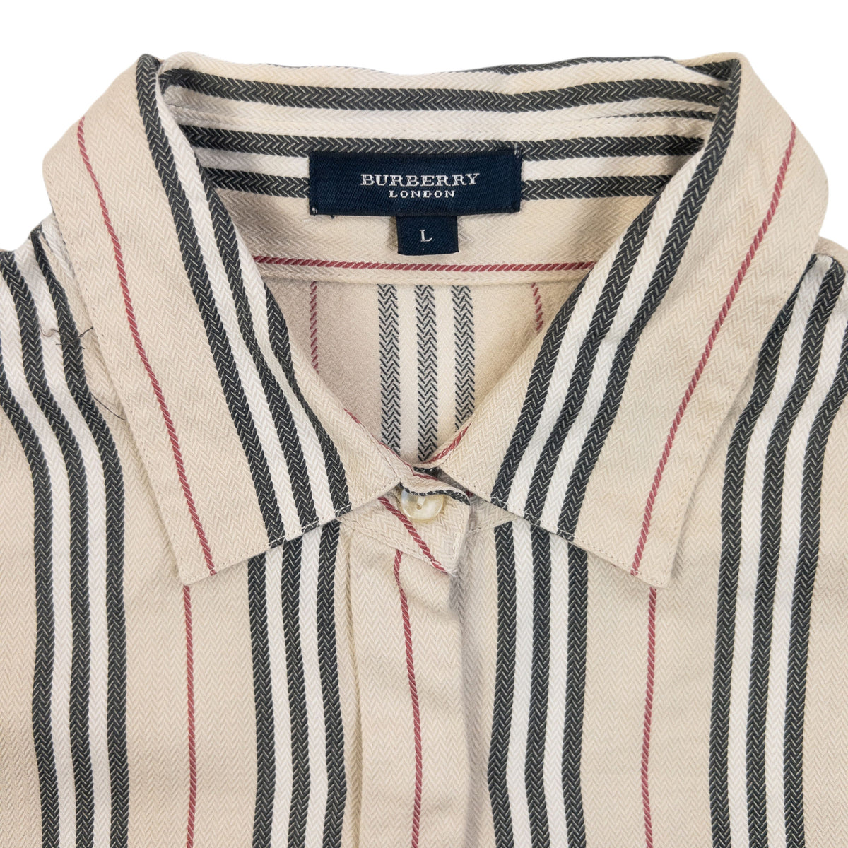 Vintage 2000s Burberry Nova Stripe Button Up Shirt in cream (cotton), photo 3