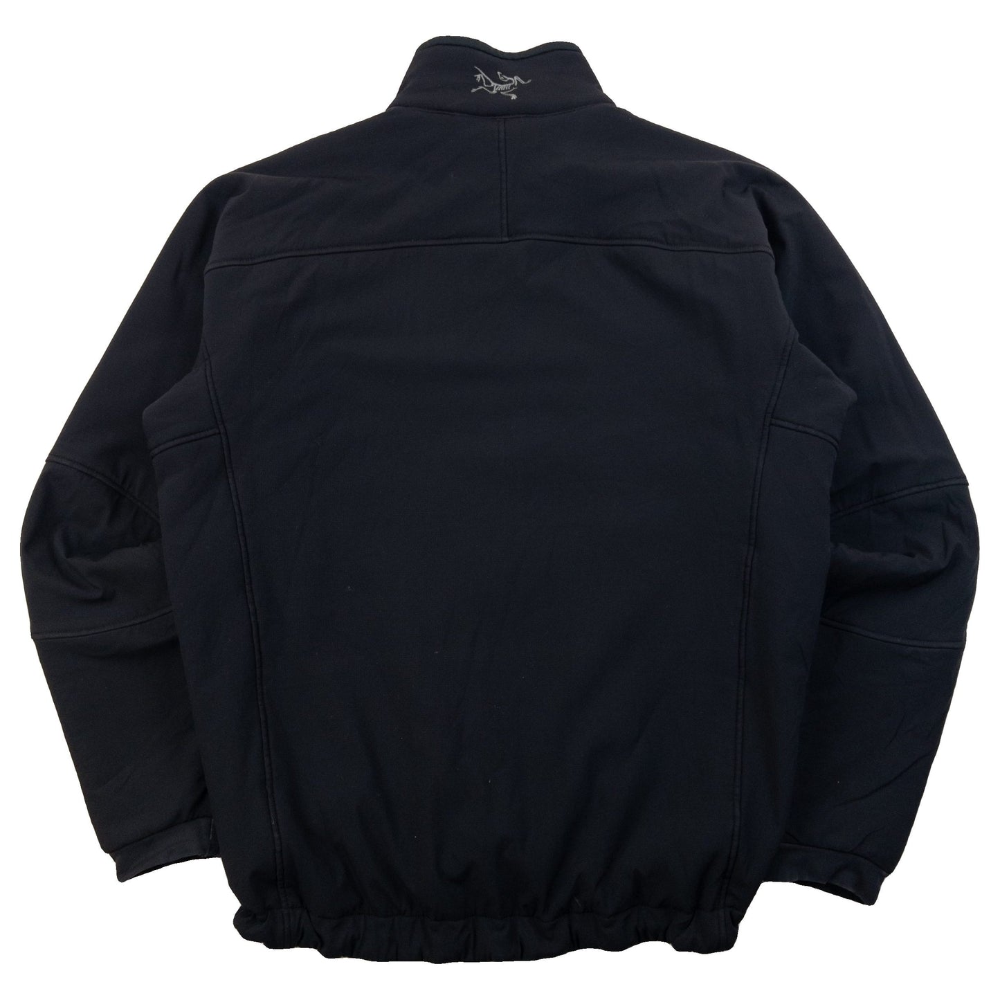 ARCTERYX black fleece jacket with embroidered logo on chest and zippered pockets.