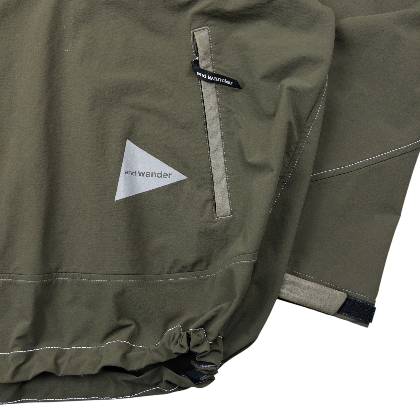 And Wander Pullover Rain Jacket Size M