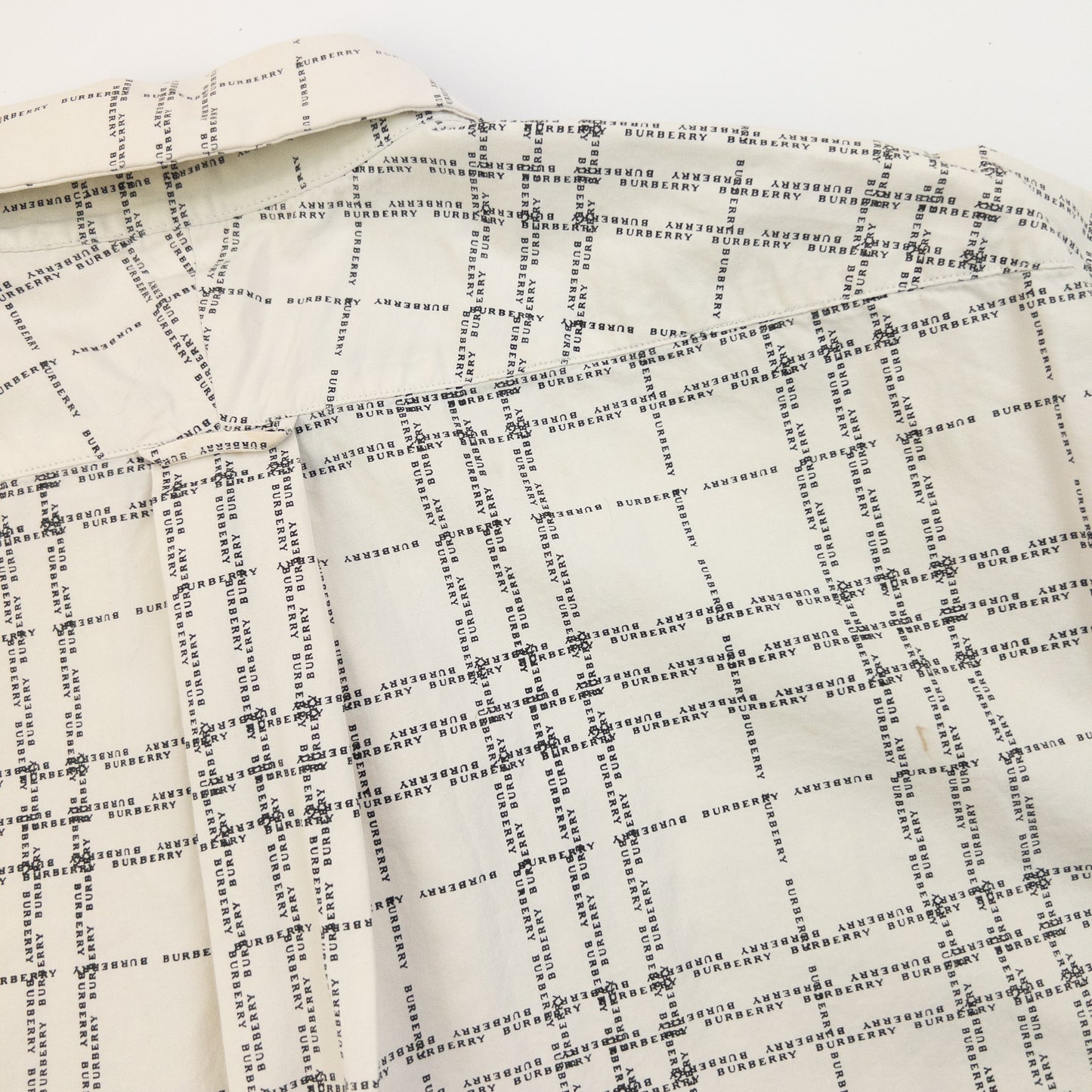Vintage 2000s Burberry Nova Check Text Long Sleeve Button Up Shirt Size L