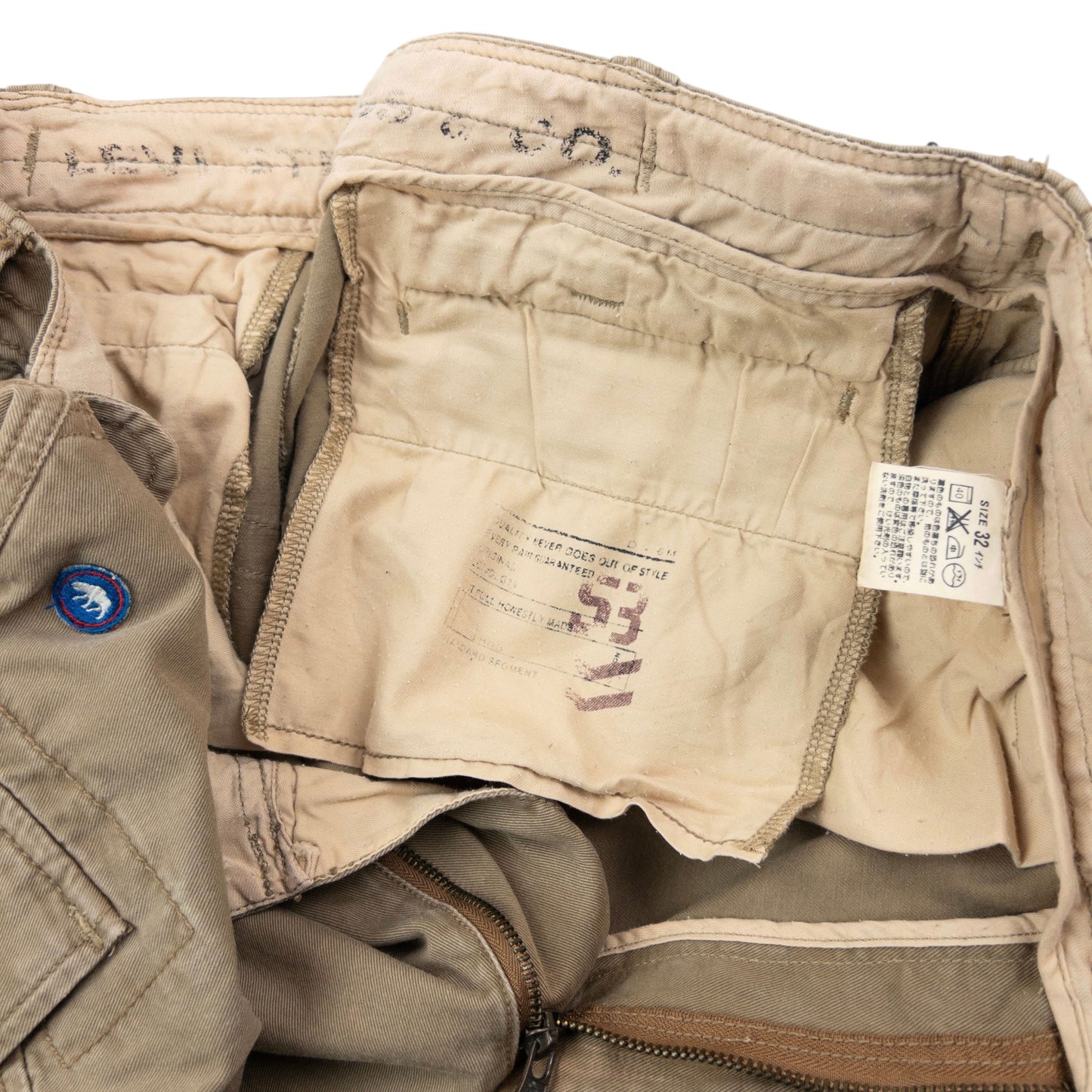 Vintage Levi's Cargo Trousers Size W35