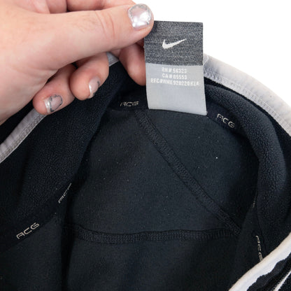 Vintage 2000s Nike ACG Asymetrical Q Zip Fleece Sweatshirt in black, photo 8