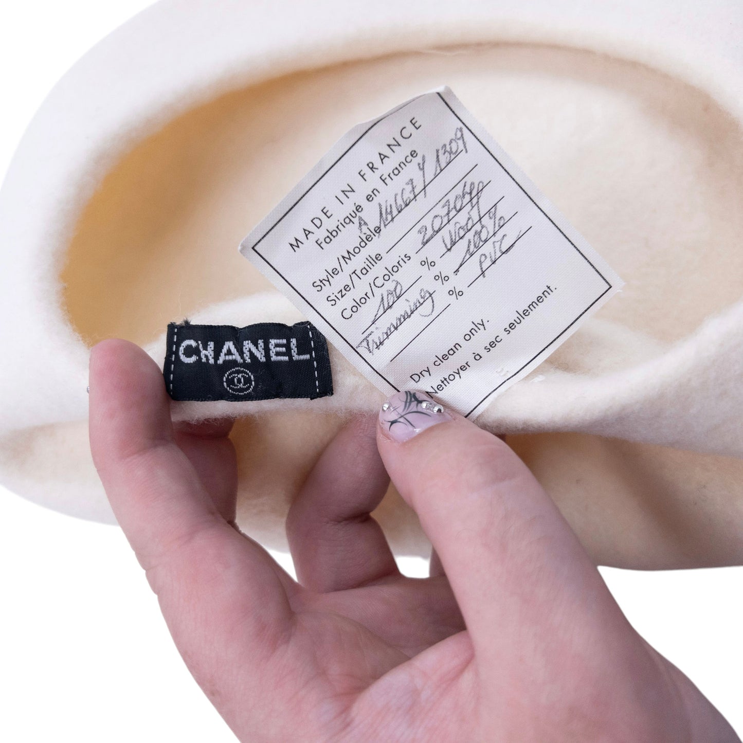 Vintage 2000s Chanel by Karl Lagerfeld Poppy Logo Wool Beret Hat