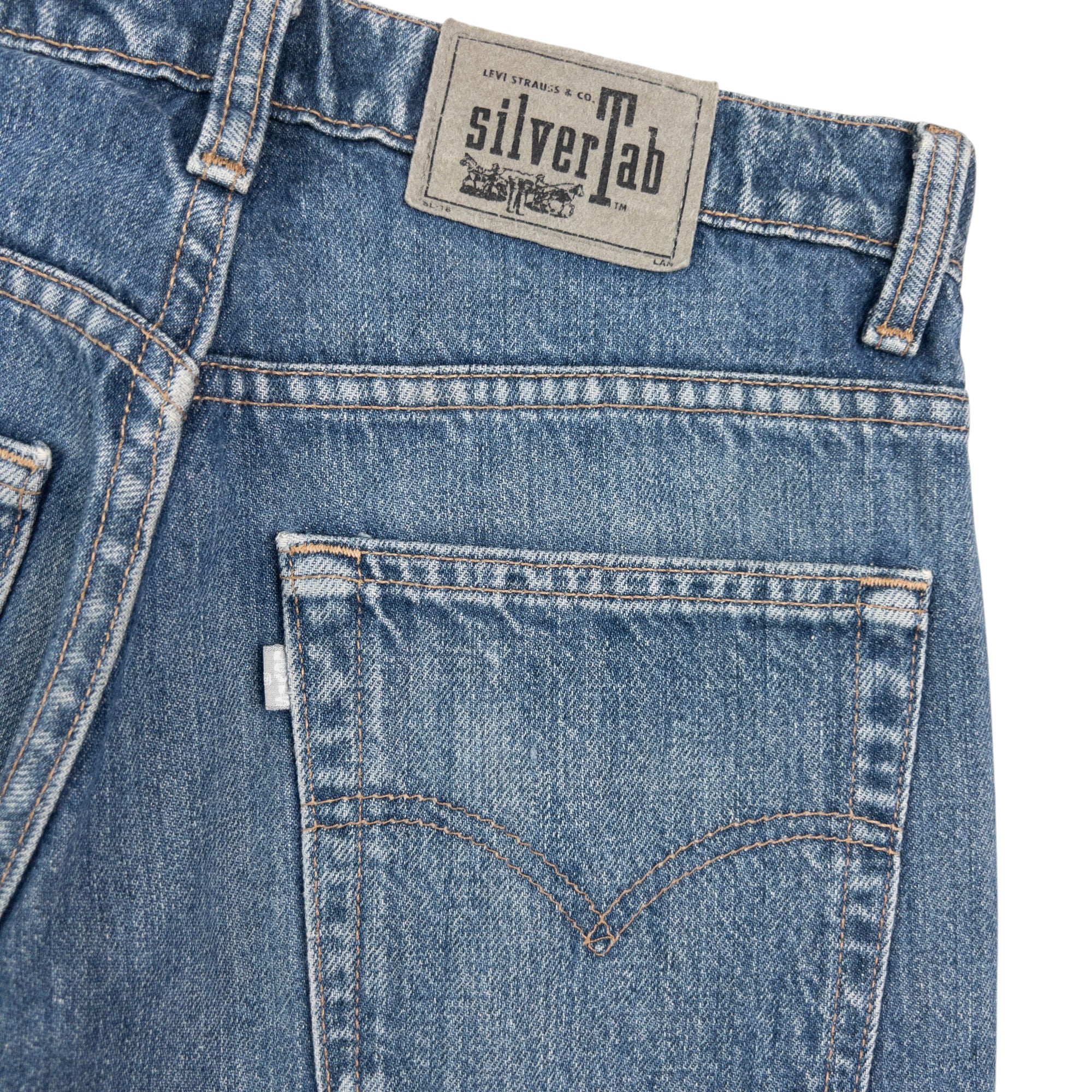 Vintage Levi's Silver Tab Buster Denim Jeans Size W30