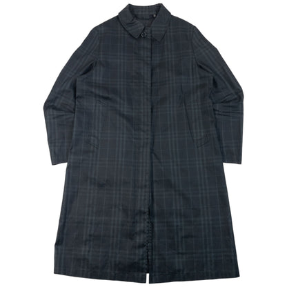 Vintage 2000s Burberry Nova Check Lightweight Rain Jacket in black