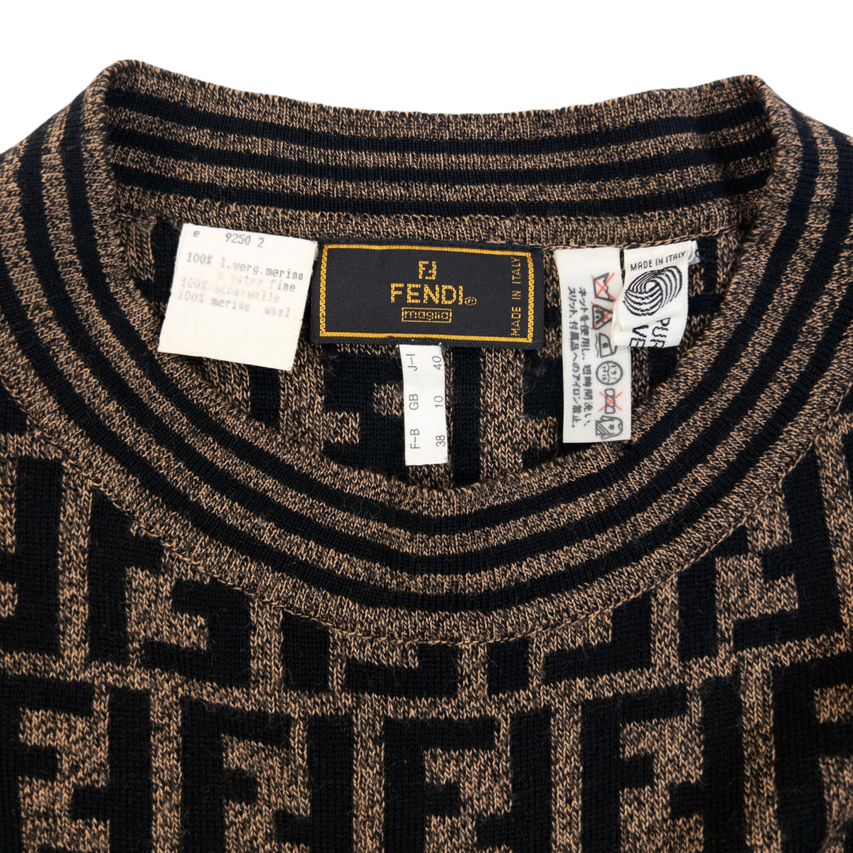 Vintage 90s Fendi Monogram Wool Jumper in black (merino wool), photo 3