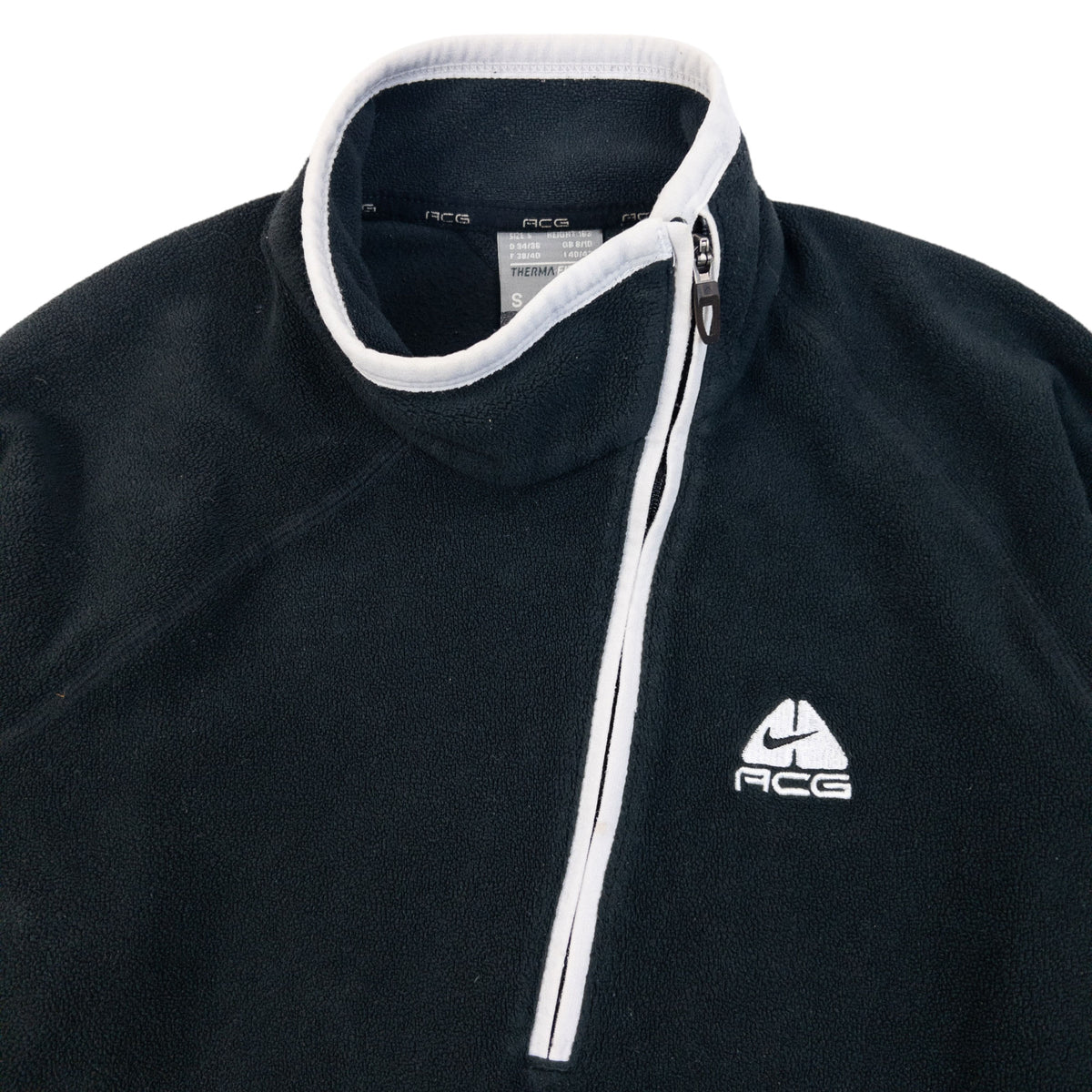 Vintage 2000s Nike ACG Asymetrical Q Zip Fleece Sweatshirt in black, photo 3