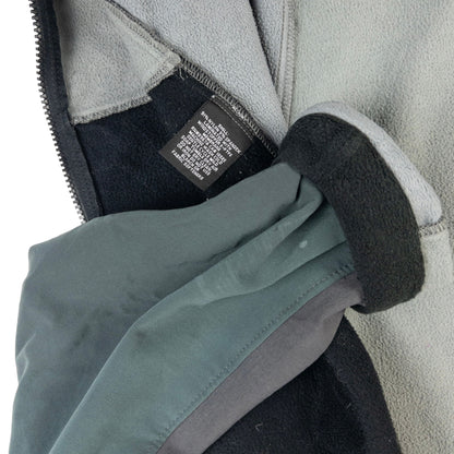 Vintage Mountain Hardwear Gore Windstopper Jacket Size L