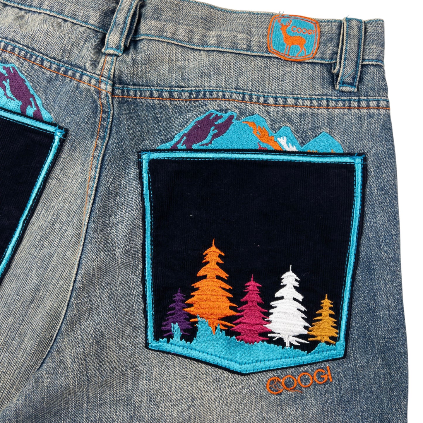 Vintage Coogi Embroidered Landscape Denim Jeans Size W38