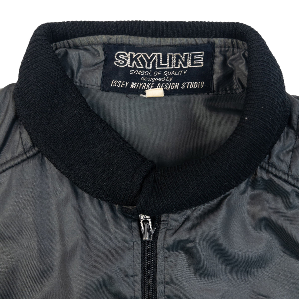 Vintage 90s Issey Miyake Skyline Zip Up Jacket in grey (nylon 100%), photo 3